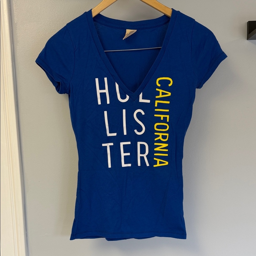 Y2K Hollister Graphic Tee